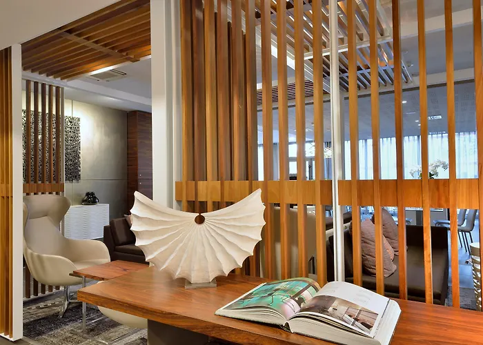 Ac Hotel By Marriott Marseille Prado Velodrome