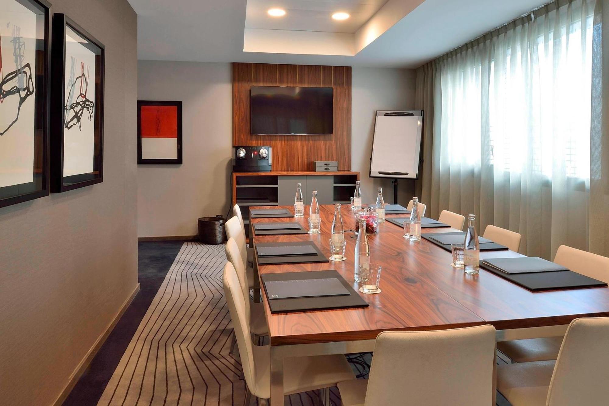 Ac By Marriott Prado Velodrome